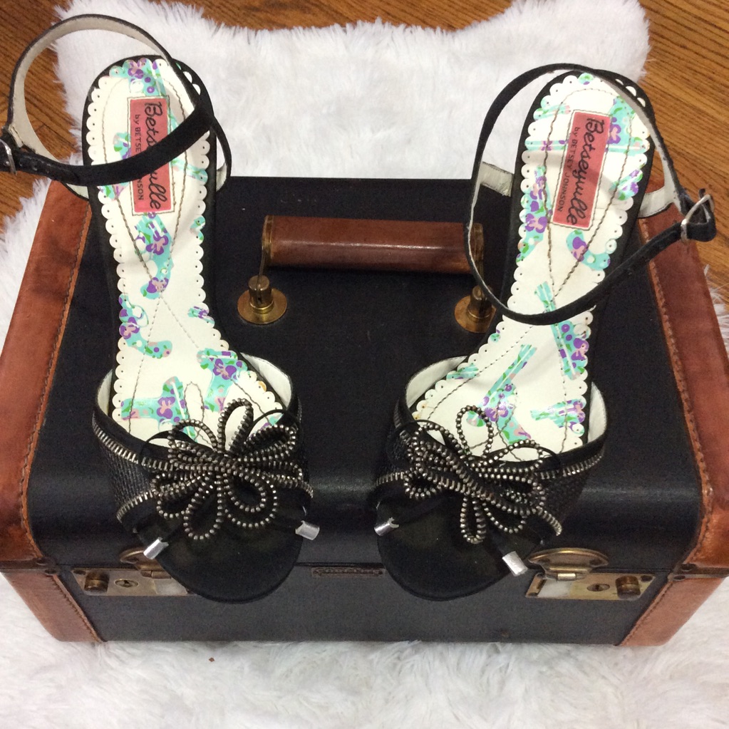 Betseyville Pabla Heels
